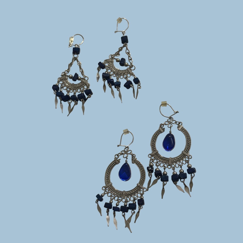 Vintage Blue Stone Chip Bead Silver-tone Chandelier Dangle Earrings (2 Pairs)